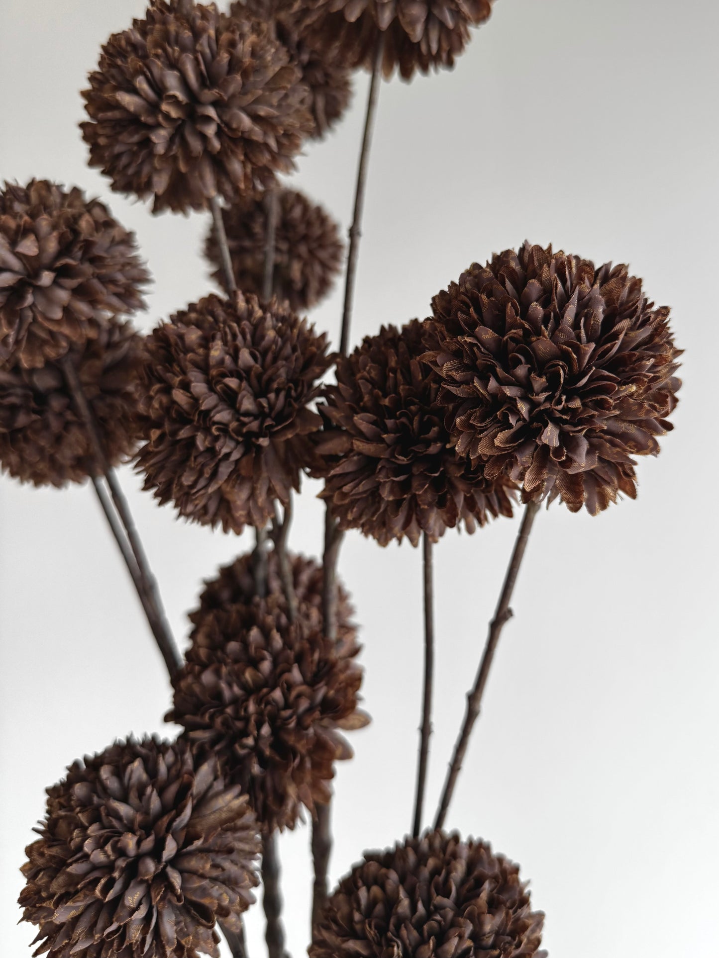 Pompom kunsttak - bruin