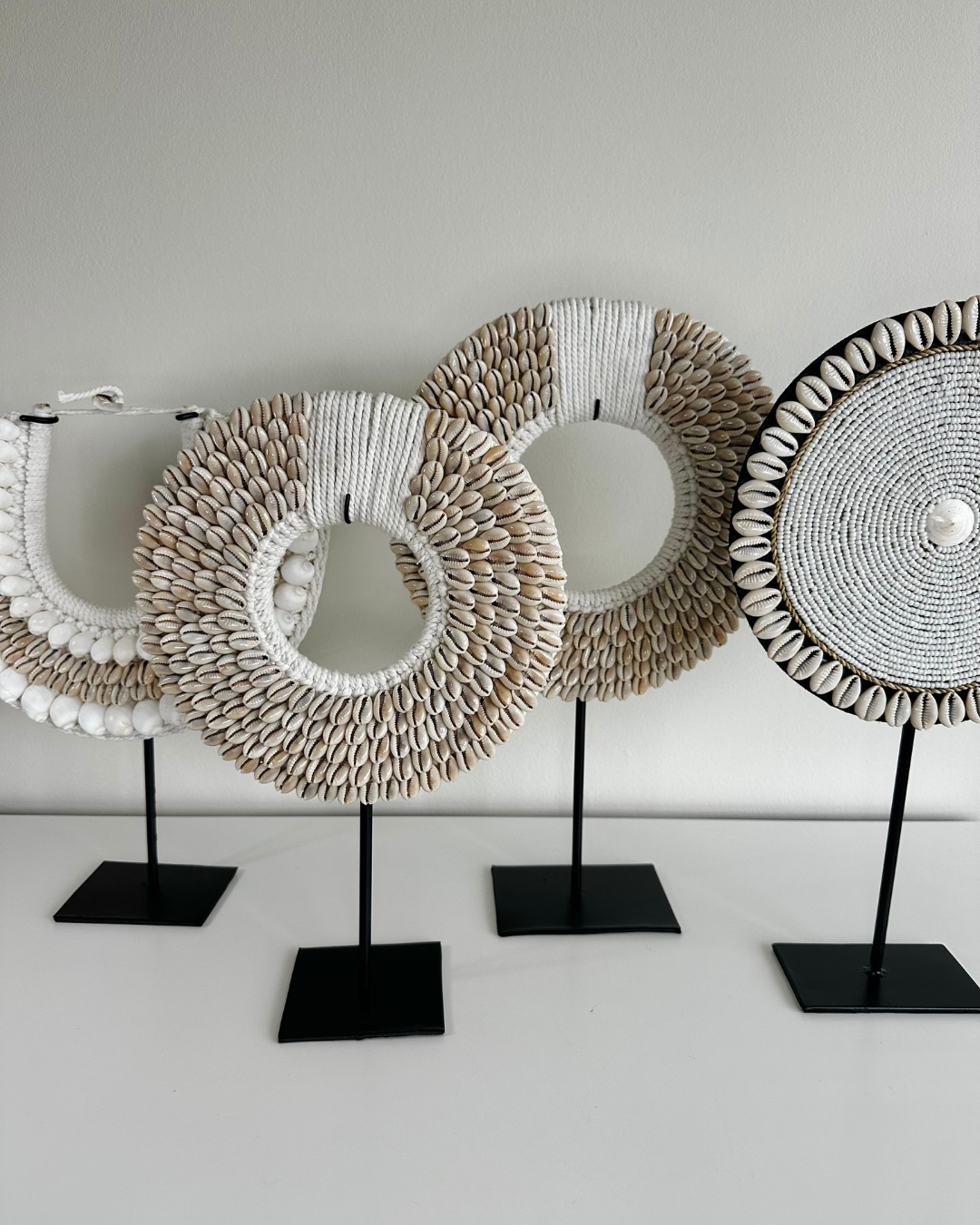 Schelpen ornament op standaard Mila